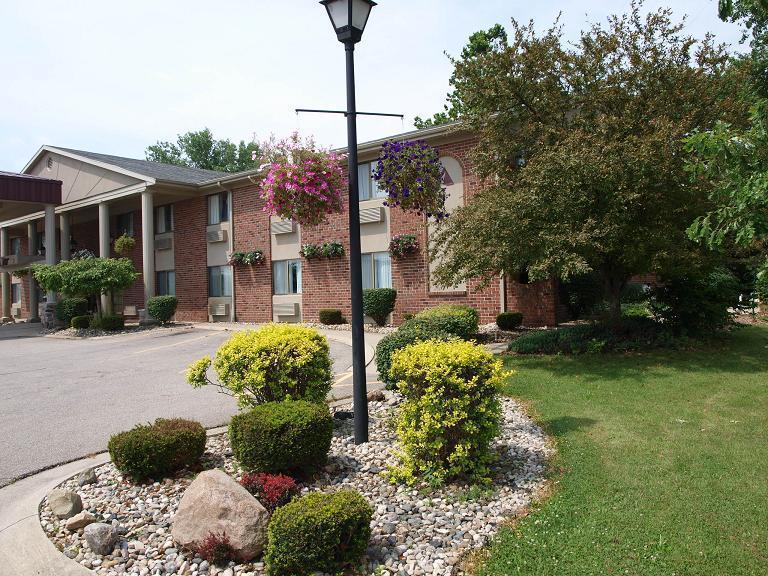 Americas Best Value Inn & Suites - Bluffton Esterno foto