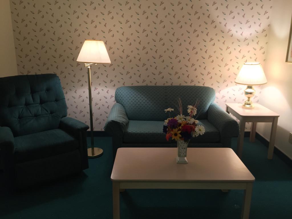 Americas Best Value Inn & Suites - Bluffton Esterno foto