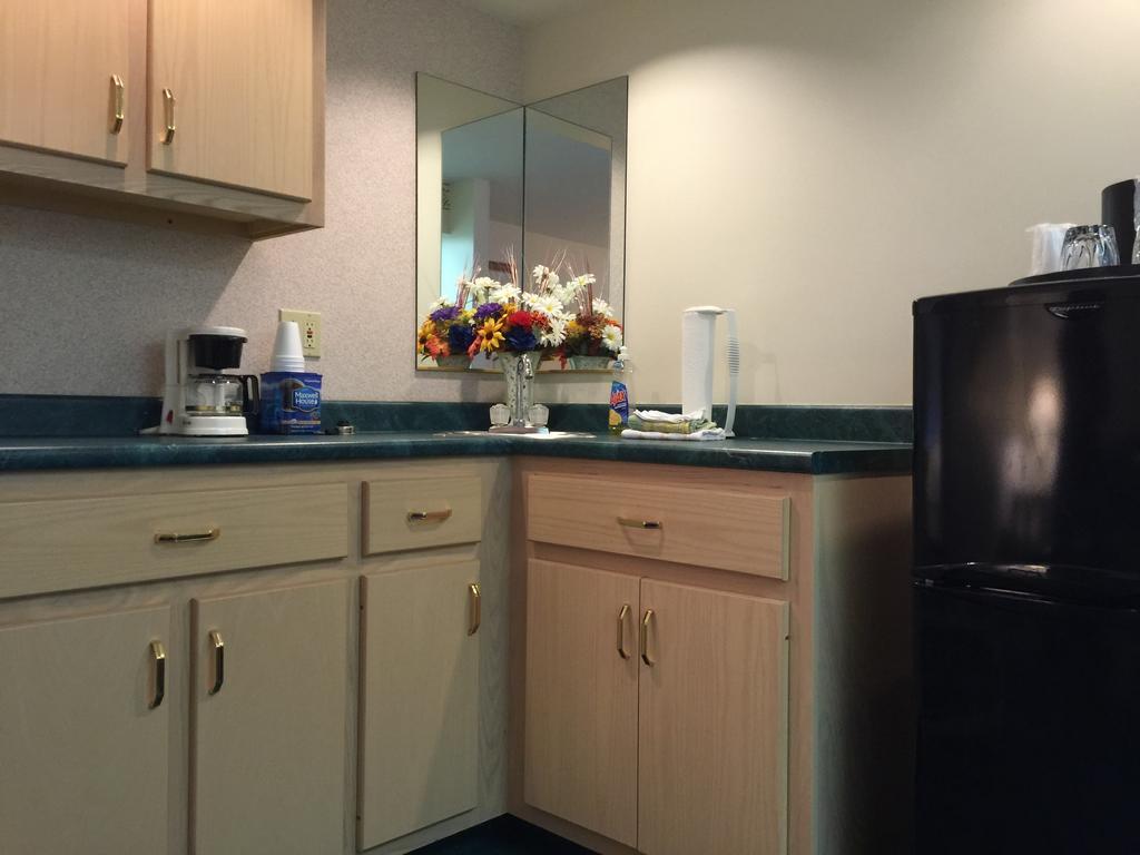 Americas Best Value Inn & Suites - Bluffton Camera foto