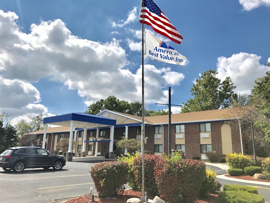 Americas Best Value Inn & Suites - Bluffton Esterno foto