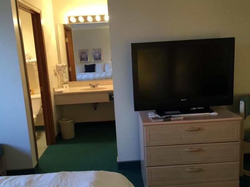 Americas Best Value Inn & Suites - Bluffton Esterno foto