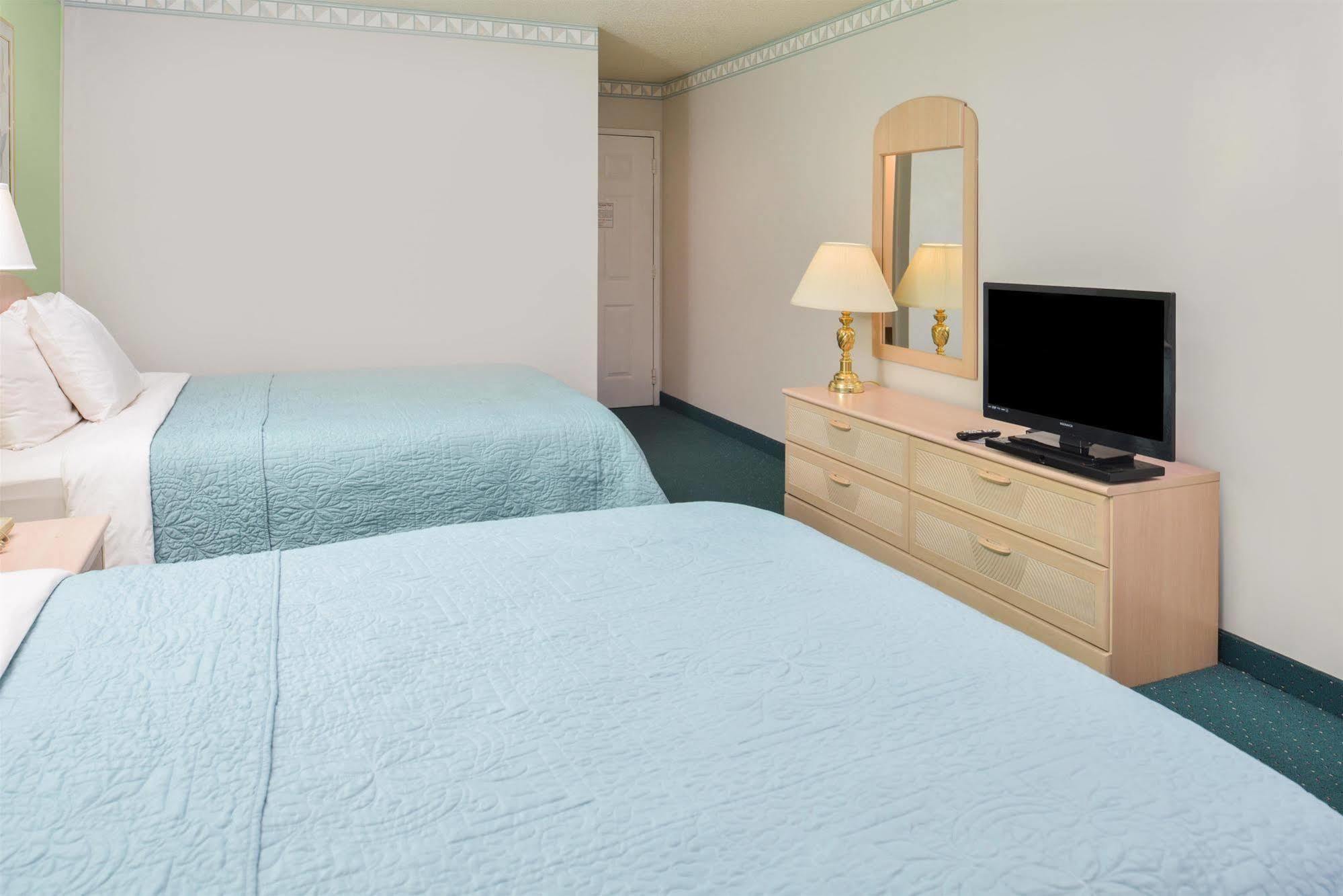 Americas Best Value Inn & Suites - Bluffton Esterno foto